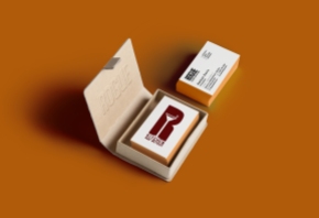 logo-Rogue-cards-mockup-2